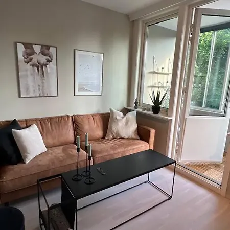Kalfarveien 22 Apartmán *